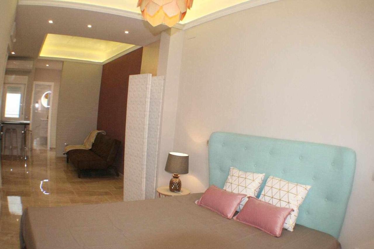 Apartamento Con Terraza Centrico Moderno Nuevo Madrid Exterior photo